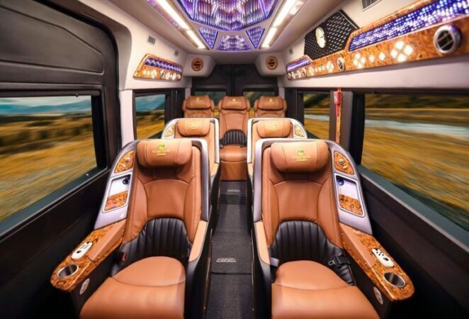 ebde2b6d-noi-that-xe-limousine-di-mong-cai-tu-ha-noi-6609201-662x450-7741602-8697731-1239203-6658188