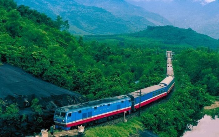 ee821934-thoi-gian-di-chuyen-bang-tau-hoa-sai-gon-di-nha-trang-7351902-1912228-1119421
