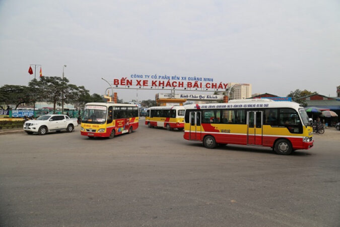 f3adb574-ben-xe-bai-chay-o-dau-4681622-675x450-9711592-2076400-1666079-4940345