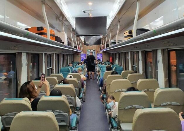 f6f73299-tau-se10-se22-sai-gon-nha-trang-9851872-628x450-1771981