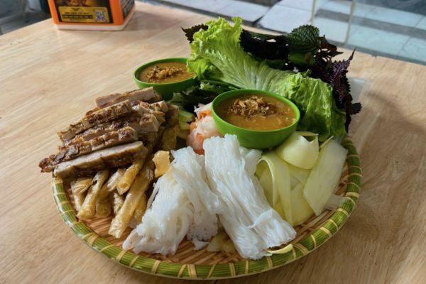 f7631d5b-nem-nuong-lan-phuc-duc-trong-8403724-3002744-9092373