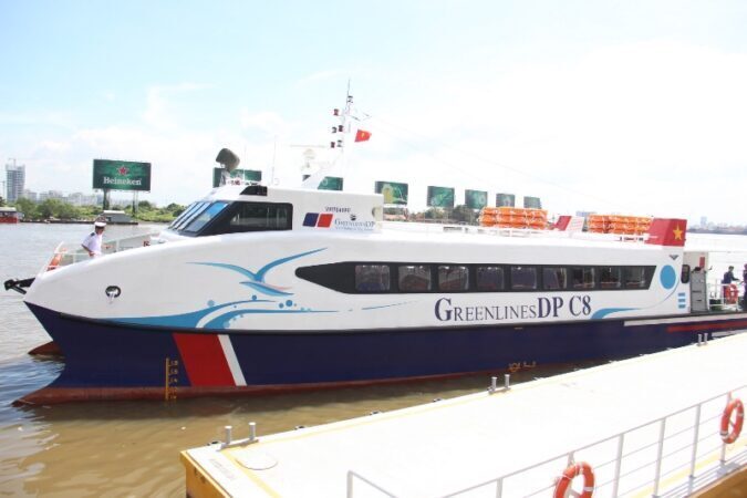 f914ed98-ve-tau-cao-toc-di-vung-tau-8809032-675x450-6008328-6416132-1892119