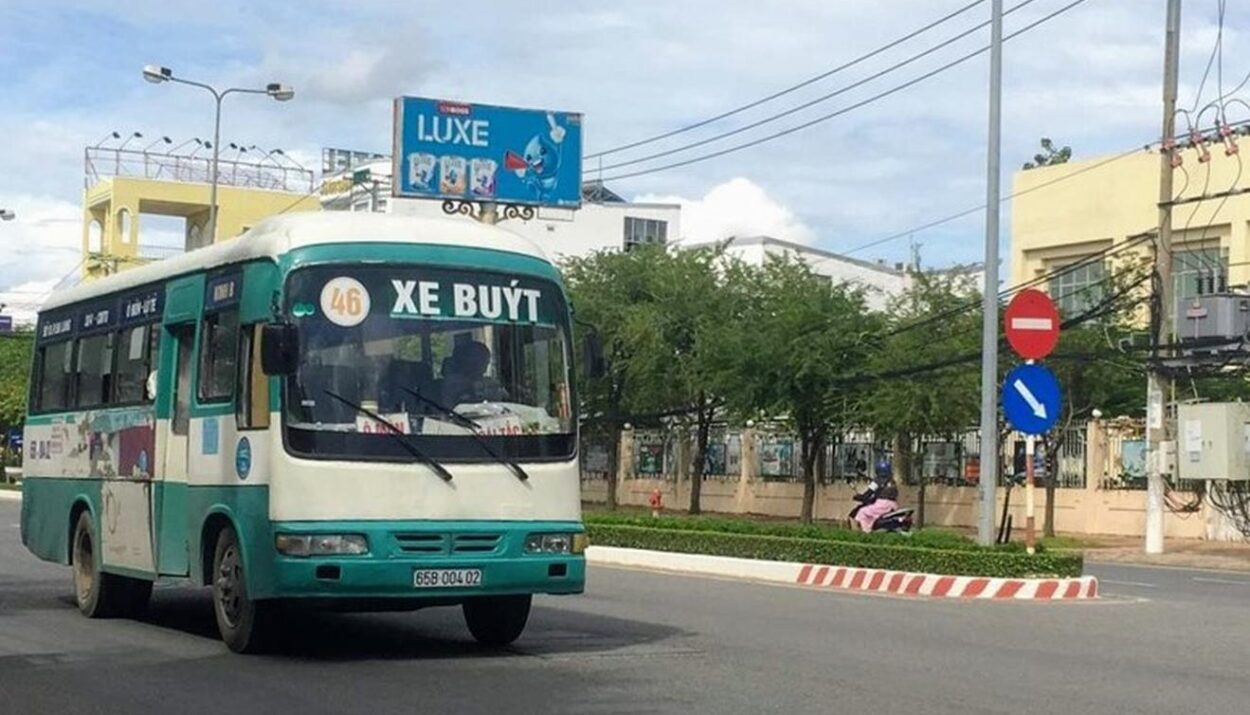 xe buýt cần thơ