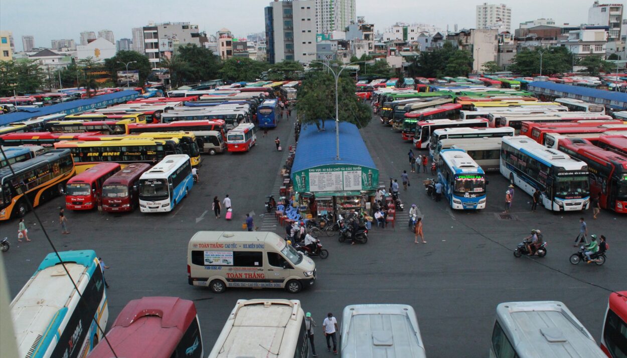 sạt lở đèo khánh lê: xe khách nha trang đà lạt ngưng hoạt động