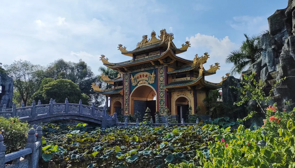 địa điểm du lịch chơn thành