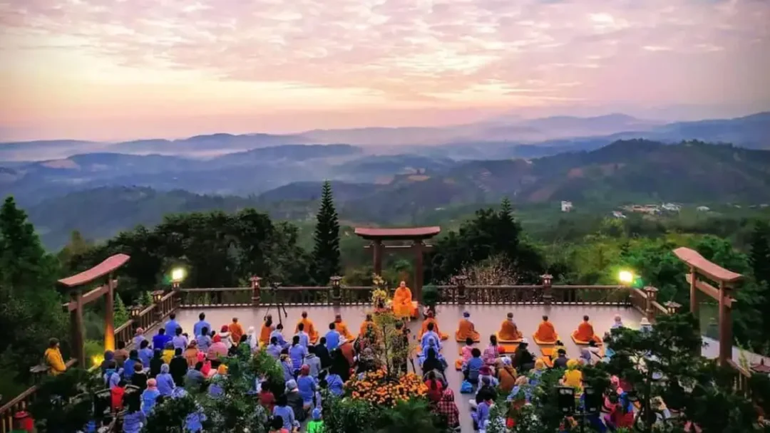 chùa linh quy pháp ấn bảo lộc lâm đồng