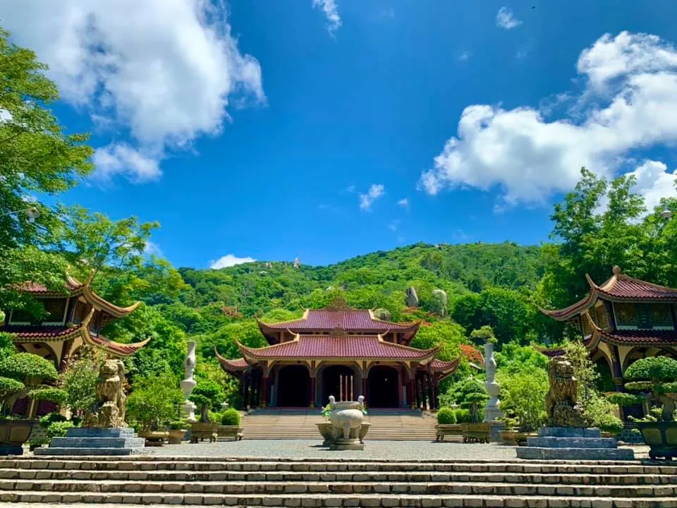 chùa khỉ - thiền viện trúc lâm chân nguyên