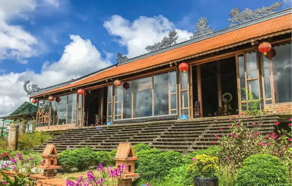 địa điểm du lịch bảo lộc - chùa trà