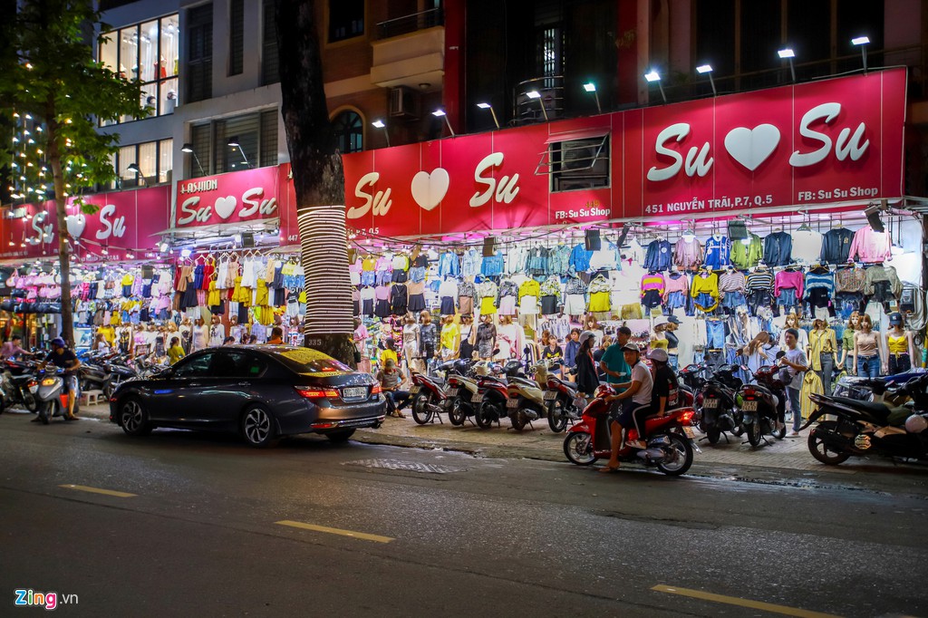 d38e4fa9-pho-thoi-trang-nguyen-trai-6844057-7162000-2300352