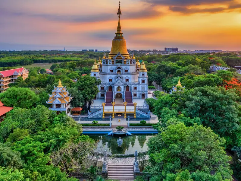 địa điểm du lịch quận 9 - chùa bửu long