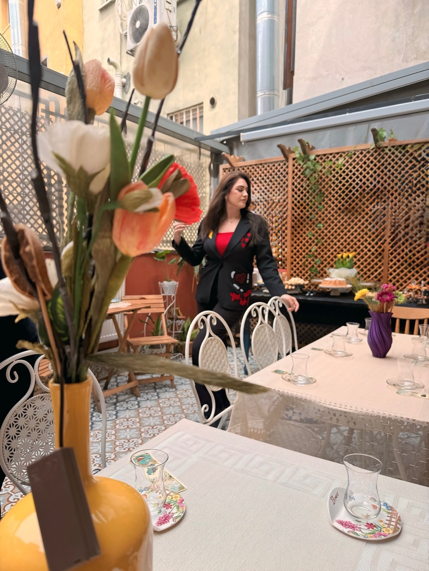 Siyah blazer ceket ve pantolon kombini