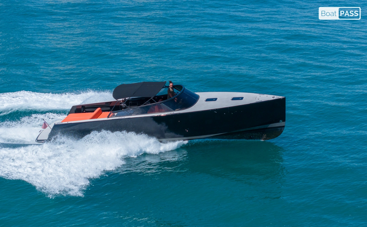 The 40 VanDutch 40’ VanDutch 2016