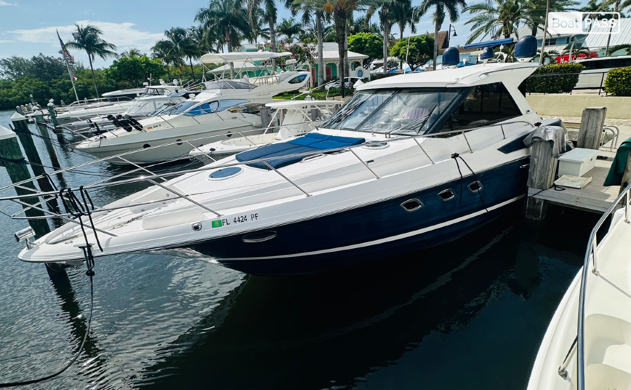 Sea Life Regal Sport Coupe