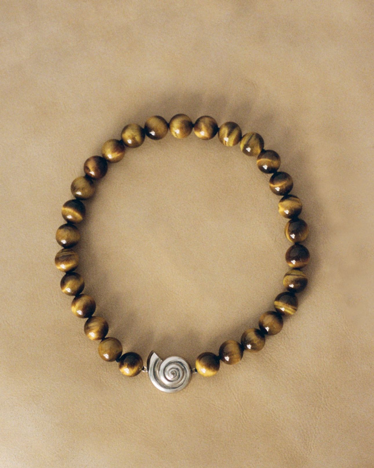 Nautilus Tiger Eye Collar