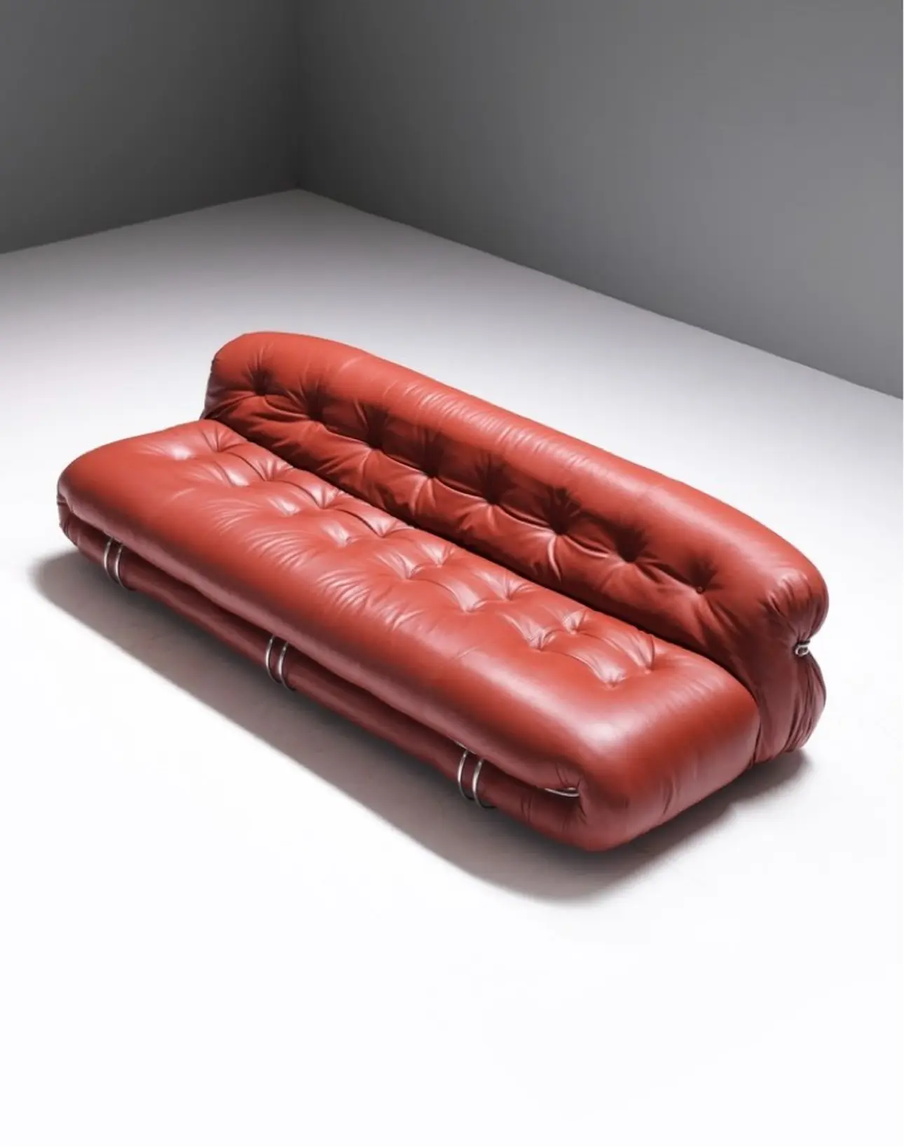 Soriana red leather 3 seater - Afra e Tobia Scarpa - B&B Italia I Aera-lab Design Furniture — Aéra-lab. I Fine selection of vintage design furniture by Aèra-lab Belgium.