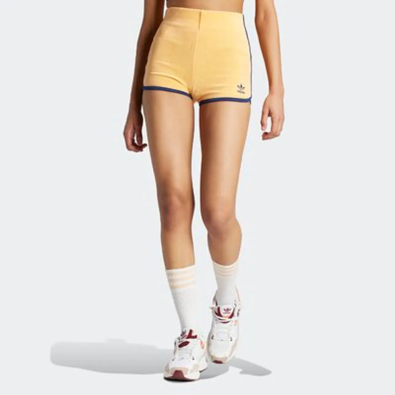 adidas Originals 3-Stripes Short Summer Glow hazy orange Sport Shorts bei SNIPES bestellenBack ButtonSearch IconFilter Icon