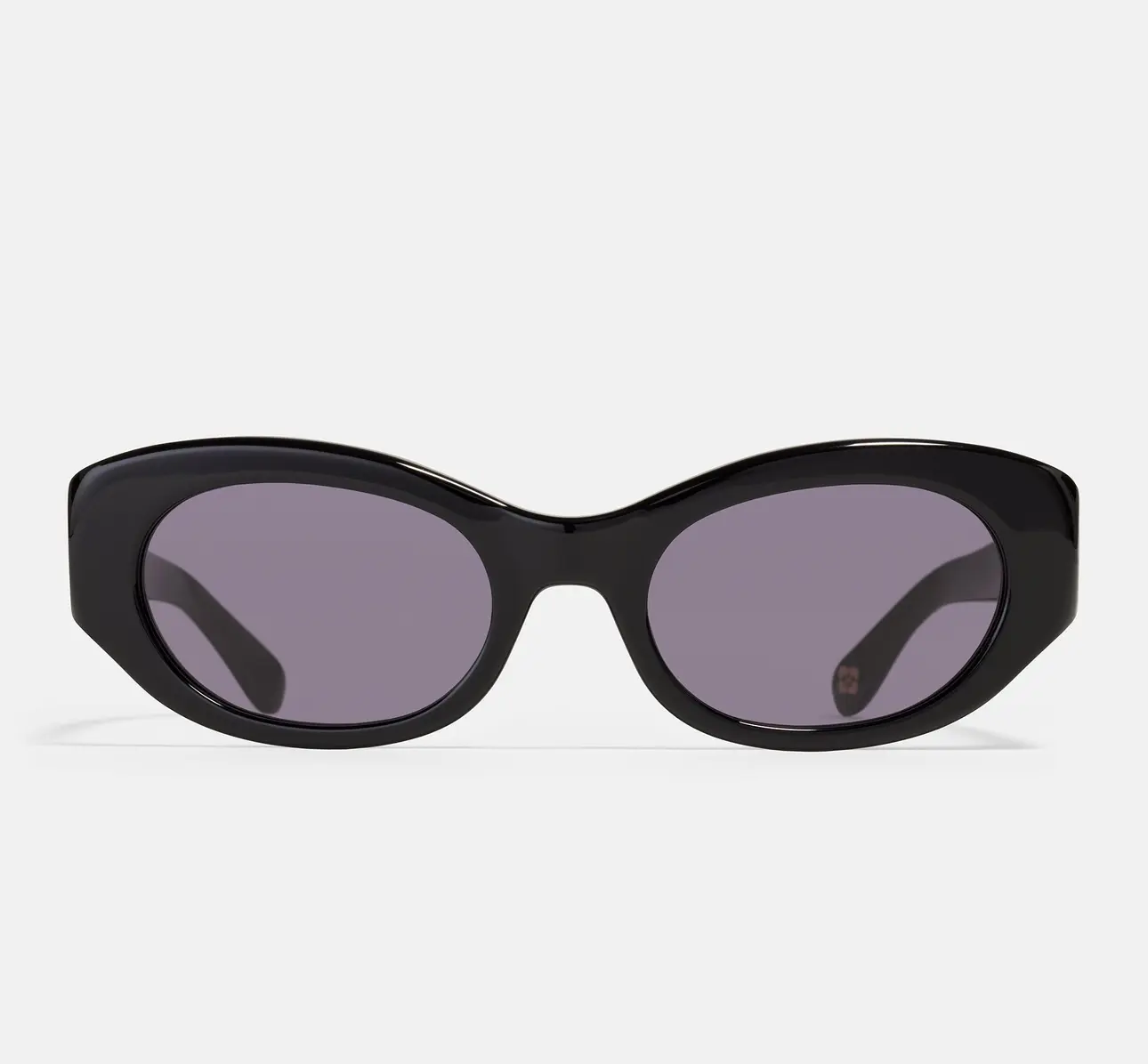 Dakota x GANNI Liquorice | Oval Renew Bio Acetate Sunglasses | Ace & Tate