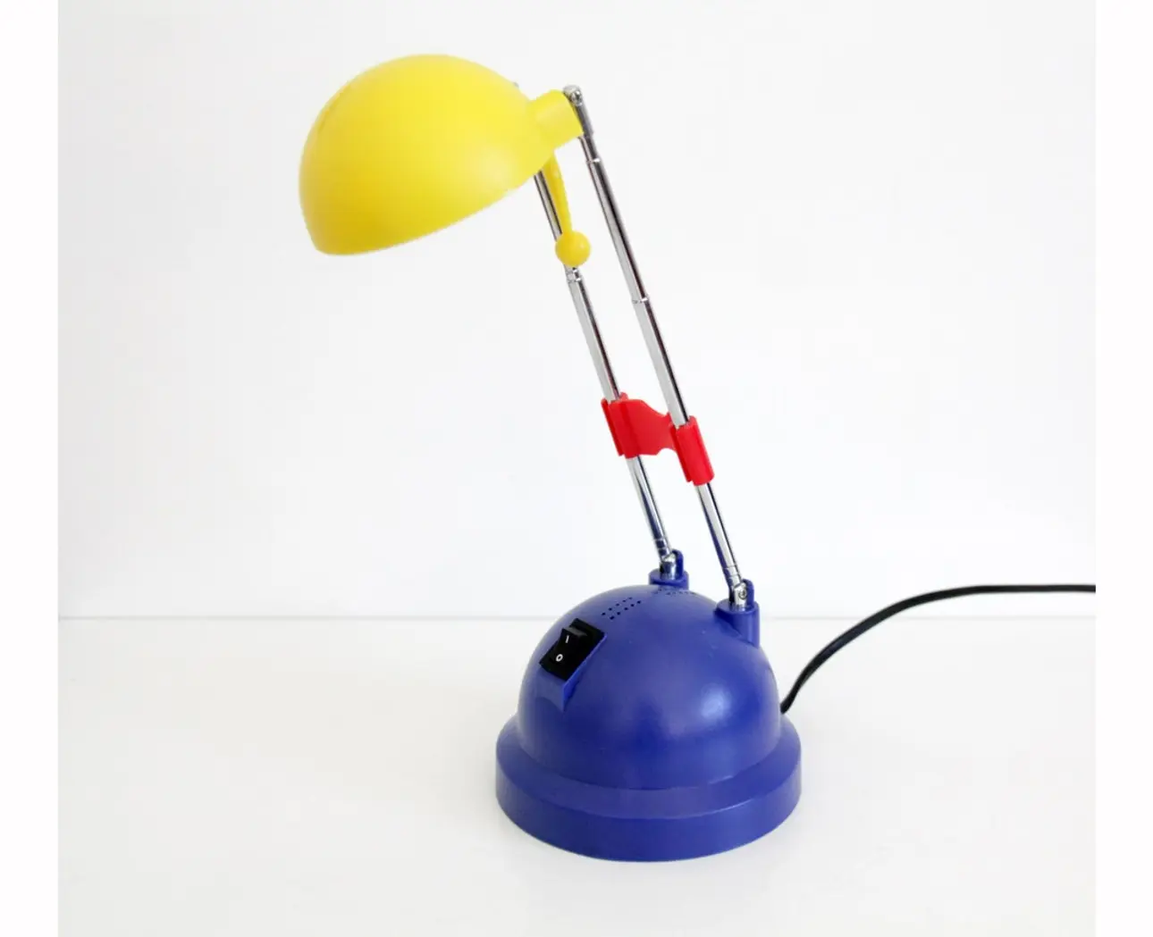 Vintage Memphis Milano Style Desk Lamp // 1980s Telescopic Postmodern Pop Table Lamp - Etsy.de