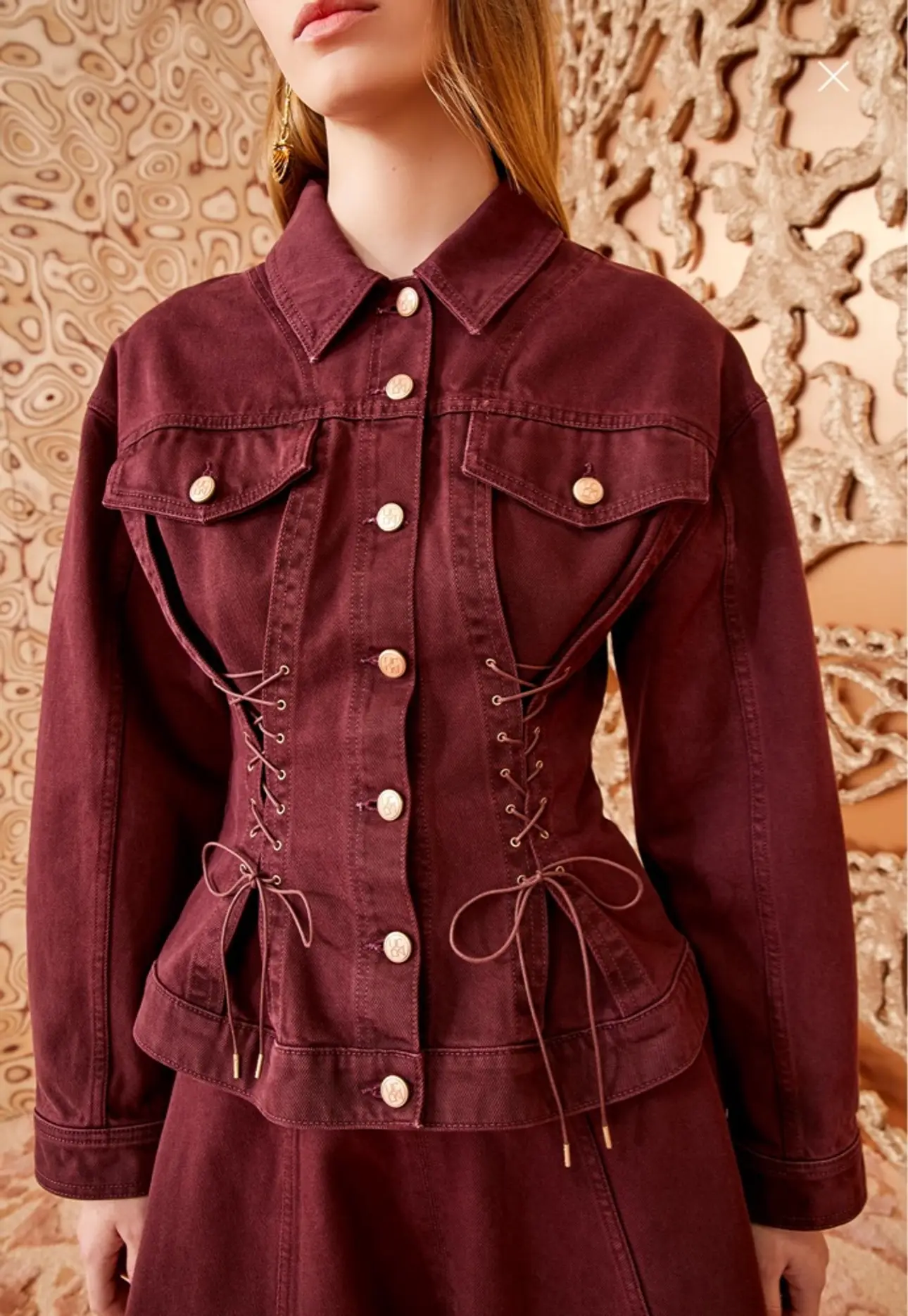 Naomi Jacket

      Claret Wash