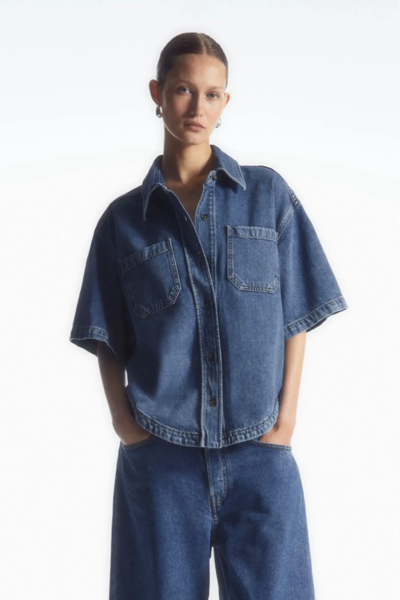 COS - Curved Hem Short Sleeved denim DENIM SHIRT