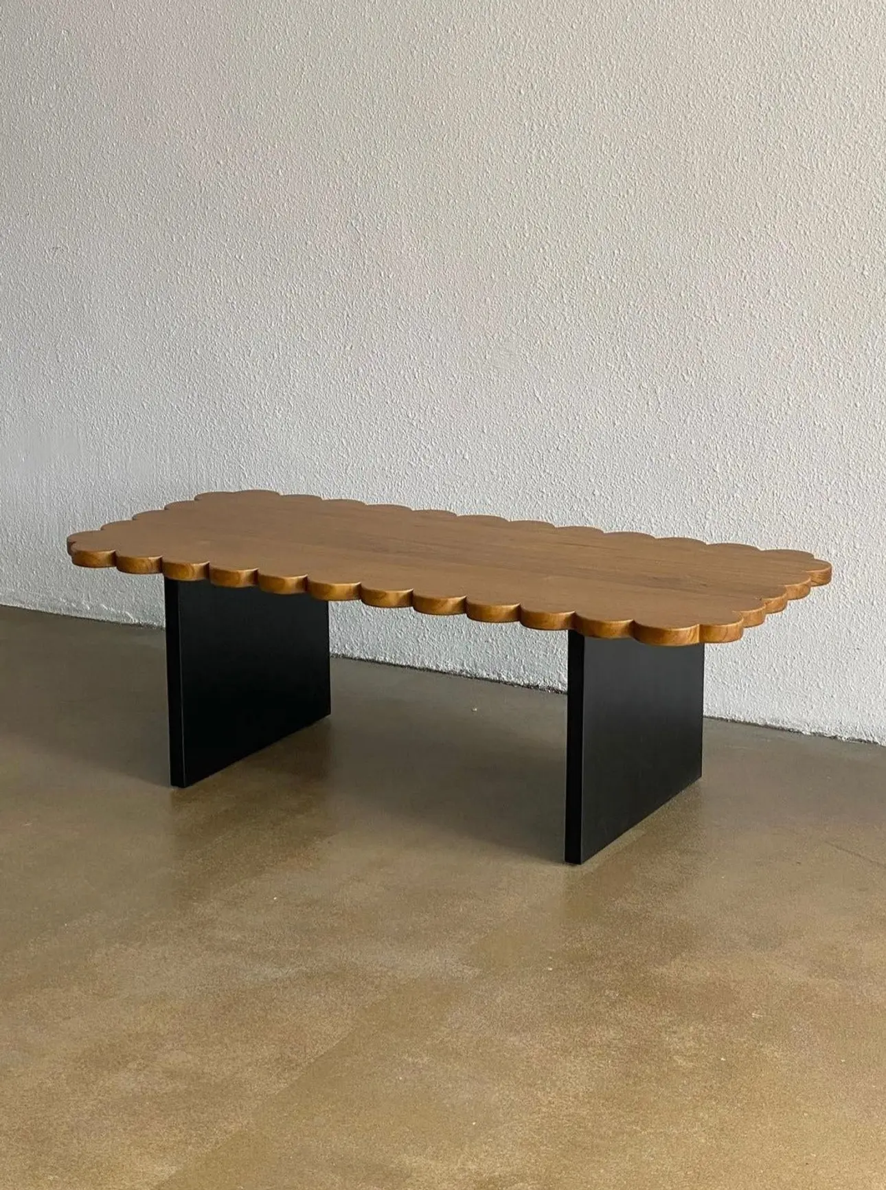 Biskut Table