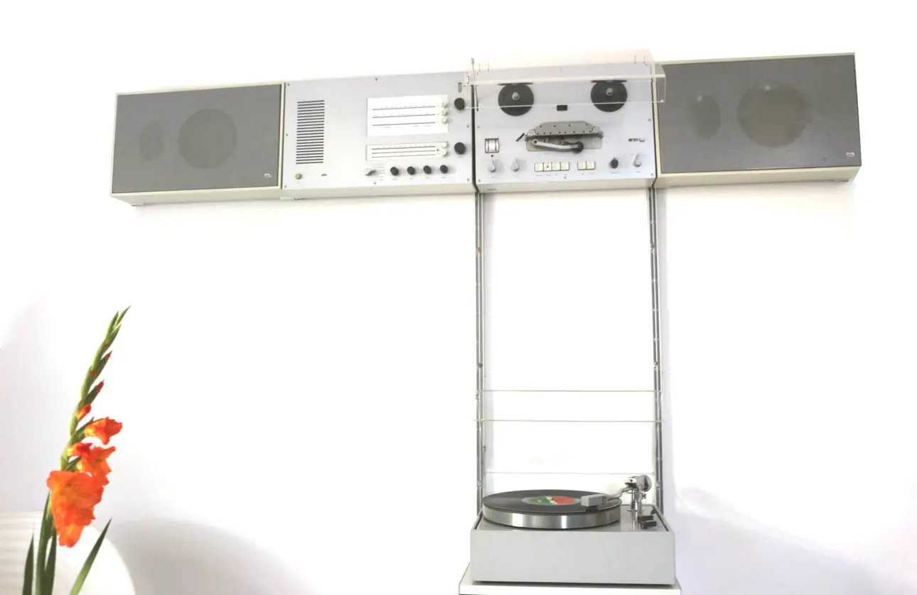 Braun Hi-Fi Wall Unit Stereo System 1965 Dieter Rams Design