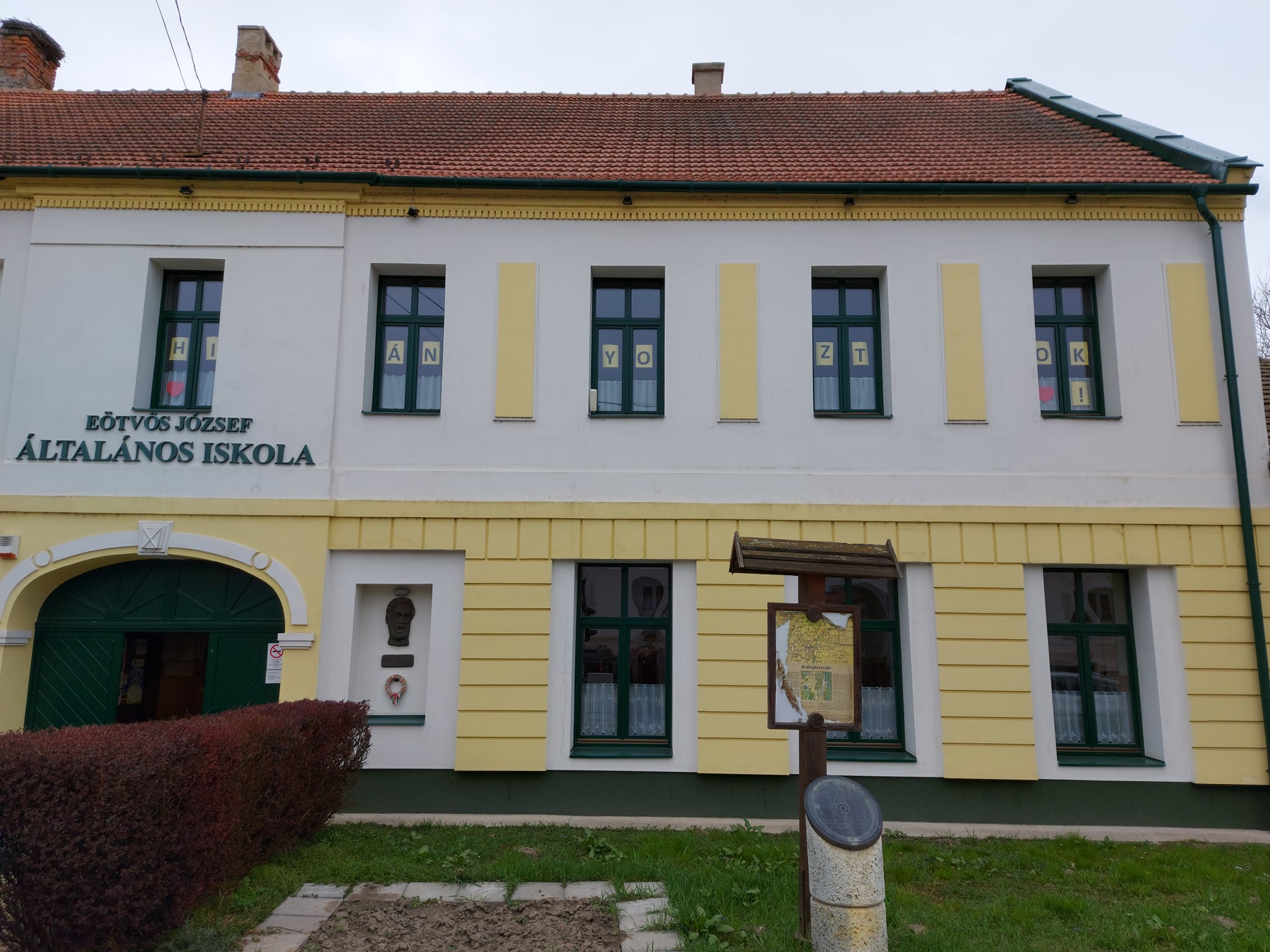 Škola