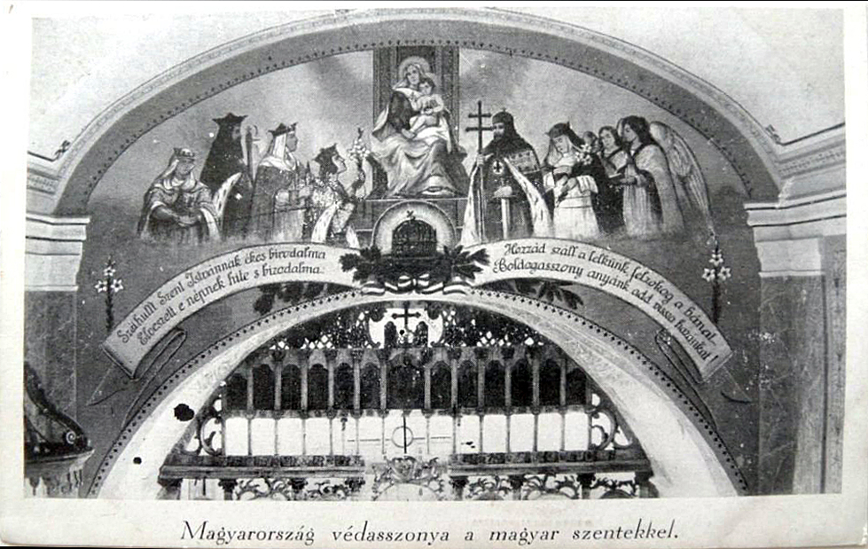 Interior of a Greek Catholic church on a postcard from the first half of the 20th century