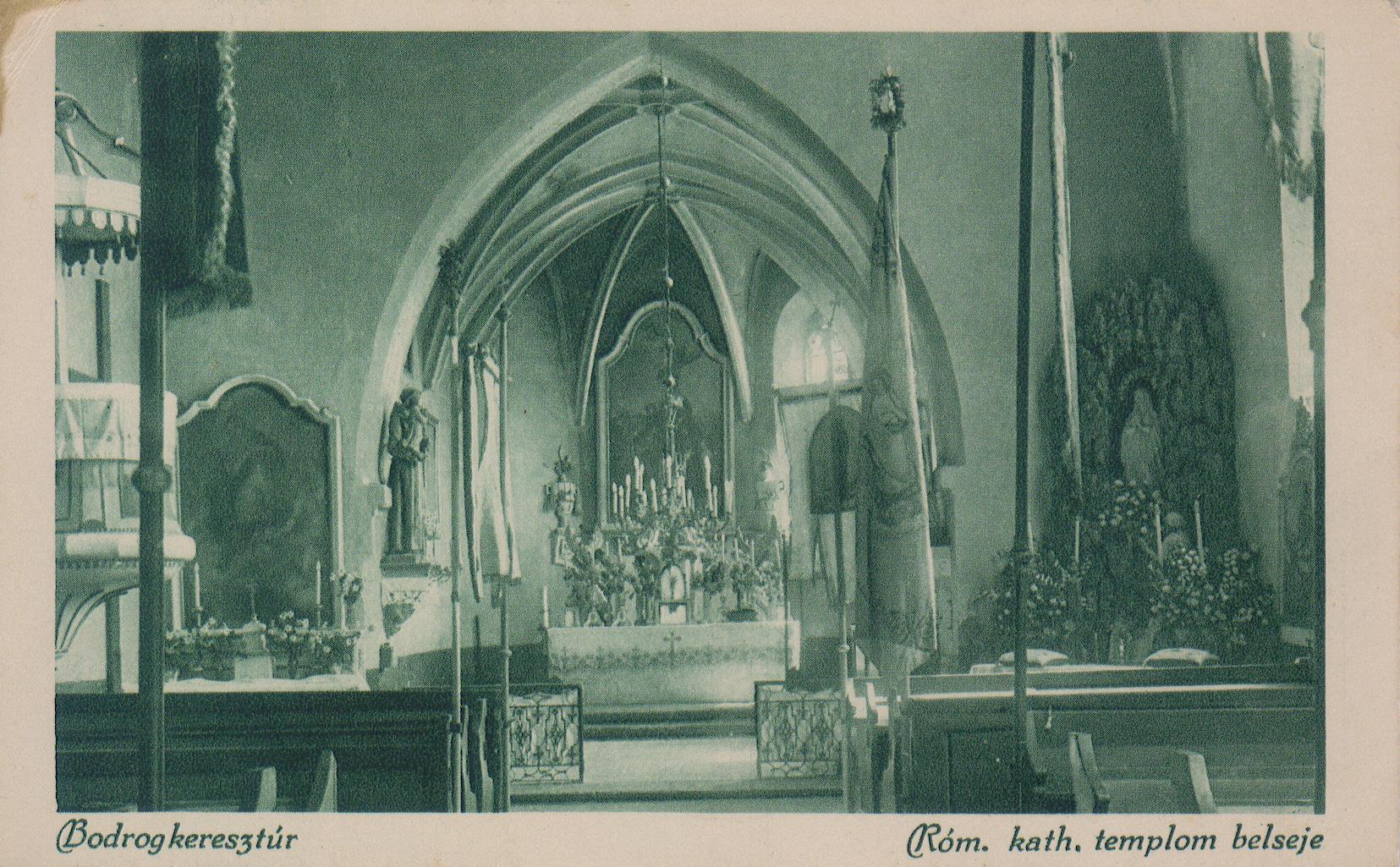 A római katolikus templom 20. sz. eleji képeslapon
