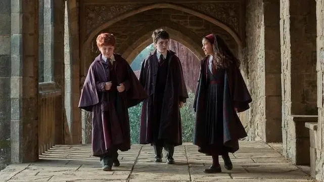 Ny Harry Potter-trailer viser Hogwarts, Quidditch og Usynlighedskappen