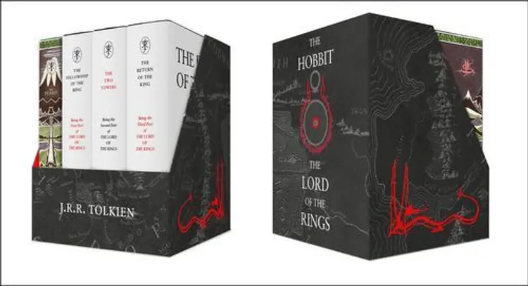 The Hobbit & The Lord of the Rings Gift Set: A Middle-earth Treasury af J. R. R. Tolkien