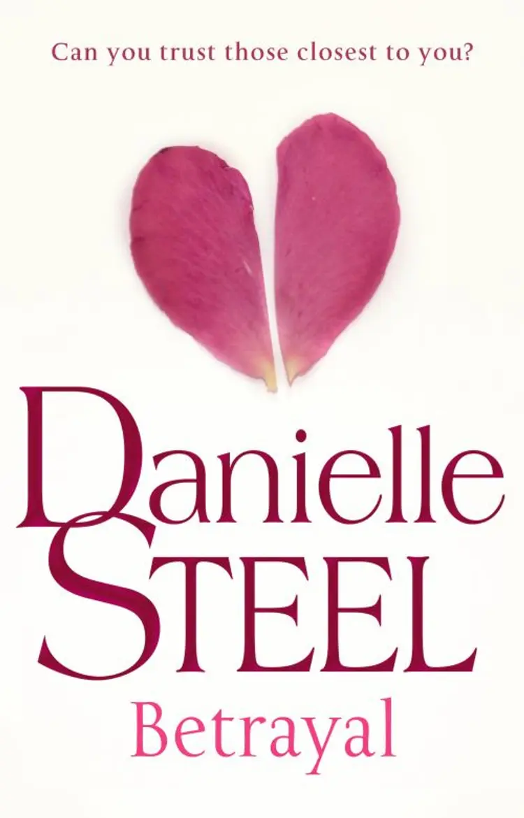 Betrayal af Danielle Steel