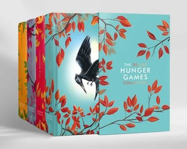 Deluxe Hunger Games Collection - 4 book box set - Suzanne Collins af Suzanne Collins