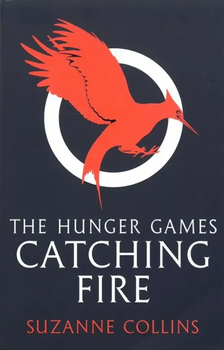 Catching Fire af Suzanne Collins