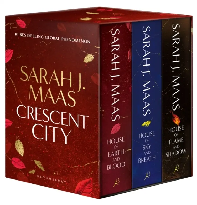Crescent City Paperback Box Set: House of Earth and Blood, House of Sky and Breath, House of Flame and Shadow af Sarah J. Maas