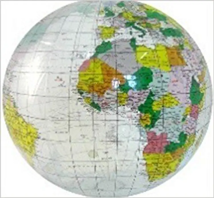 Clear Ocean Inflatable Globe 40 cm - Oppustelig transparent globus af ITM Publications