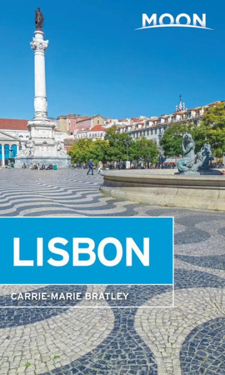 Lisbon & Beyond: Day Trips, Local Spots, Strategies to Avoid Crowds af Carrie-Marie Bratley