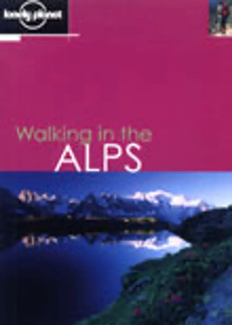 Walking in the Alps af Helen Fairbairn m.fl.