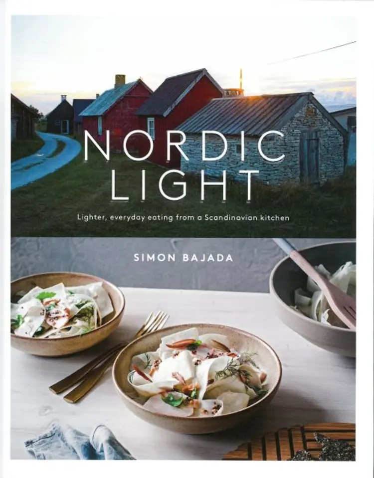 Nordic Light: Lighter, Everyday Eating from a Scandinavian Kitchen af Simon Bajada