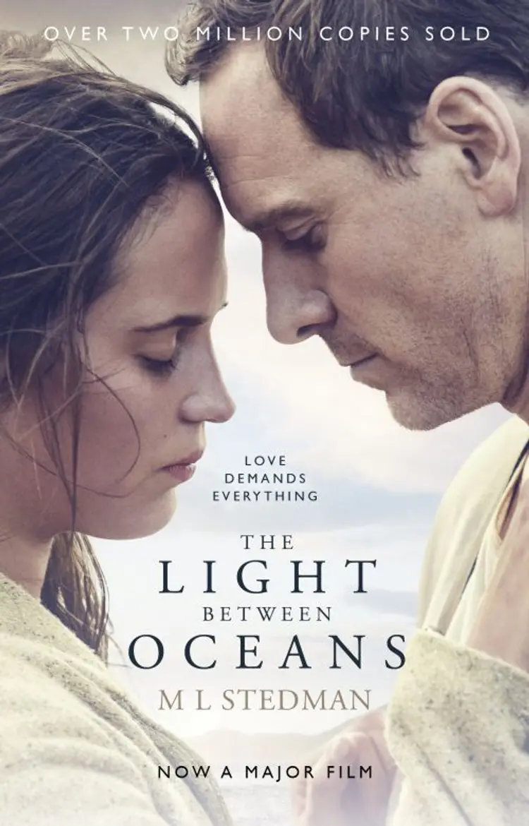 The Light Between Oceans af M. L. Stedman