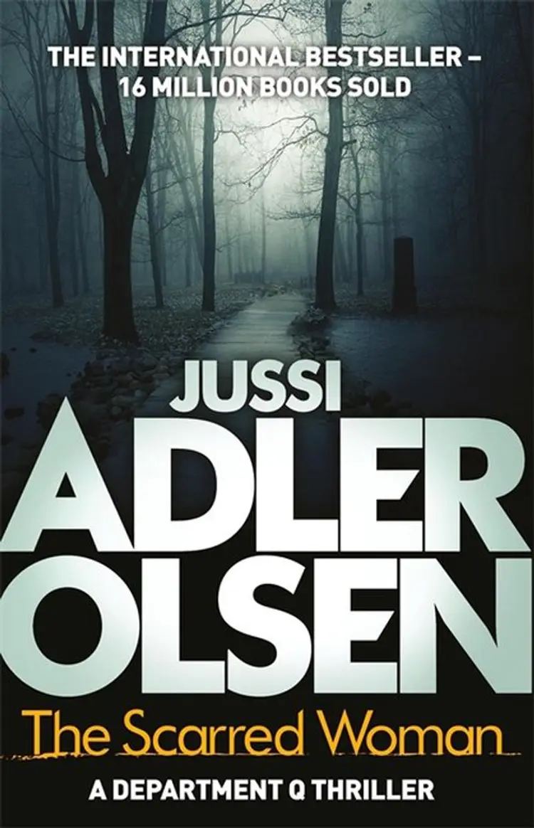 The Scarred Woman (Selfies) - Jussi Adler-Olsen af Jussi Adler-Olsen