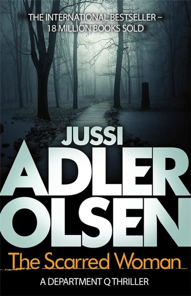 The Scarred Woman (Selfies) af Jussi Adler-Olsen