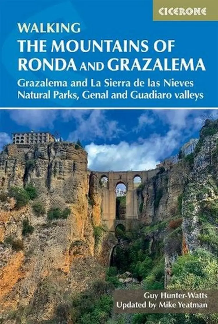 Mountains of Ronda and Grazalema: Grazalema and La Sierra de las Nieves Natural Parks, Genal and Guadiaro valleys af Hunter-Watts Guy