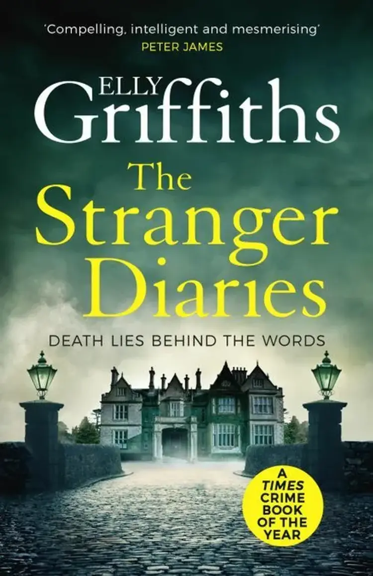 The Stranger Diaries af Elly Griffiths