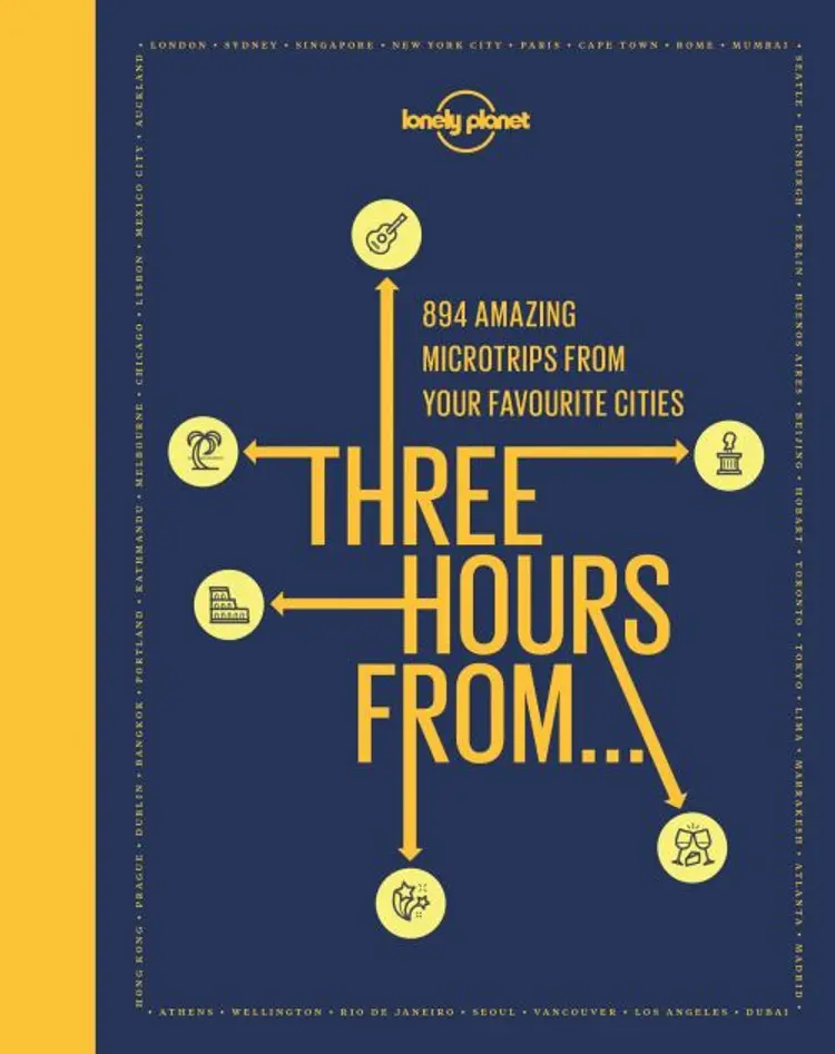 Three Hours from.. af Lonely Planet