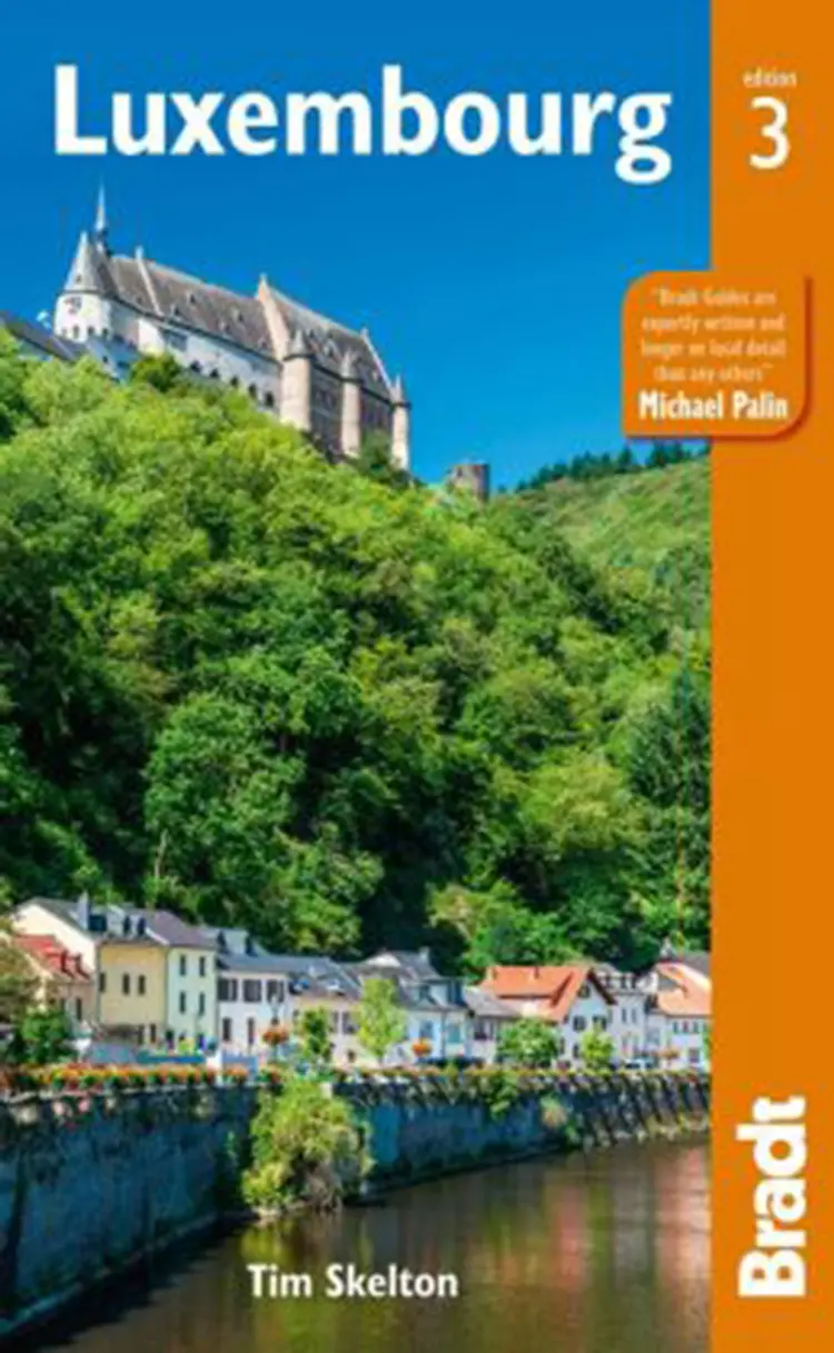 Luxembourg af Tim Skelton