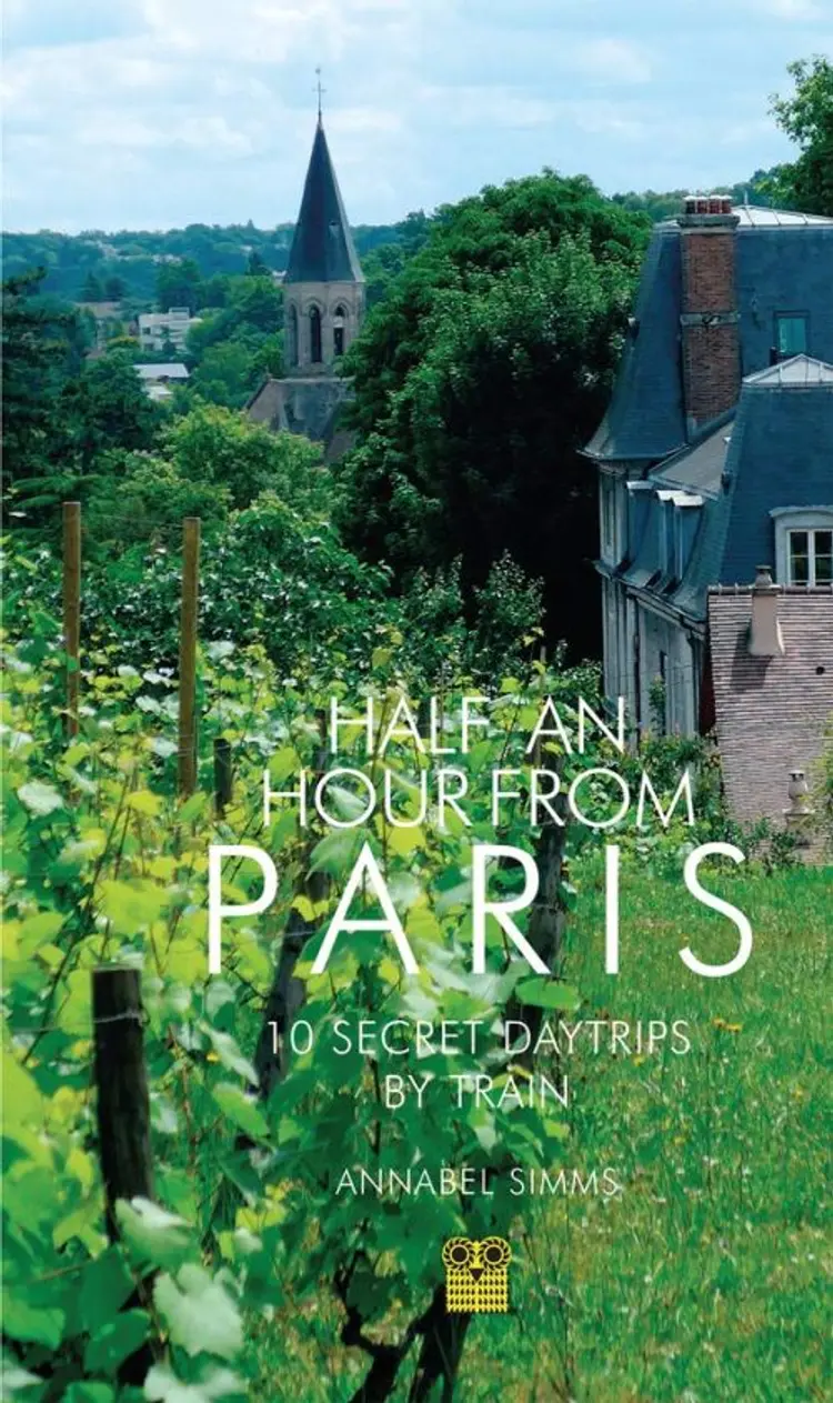 Half an Hour from Paris af Annabel Simms