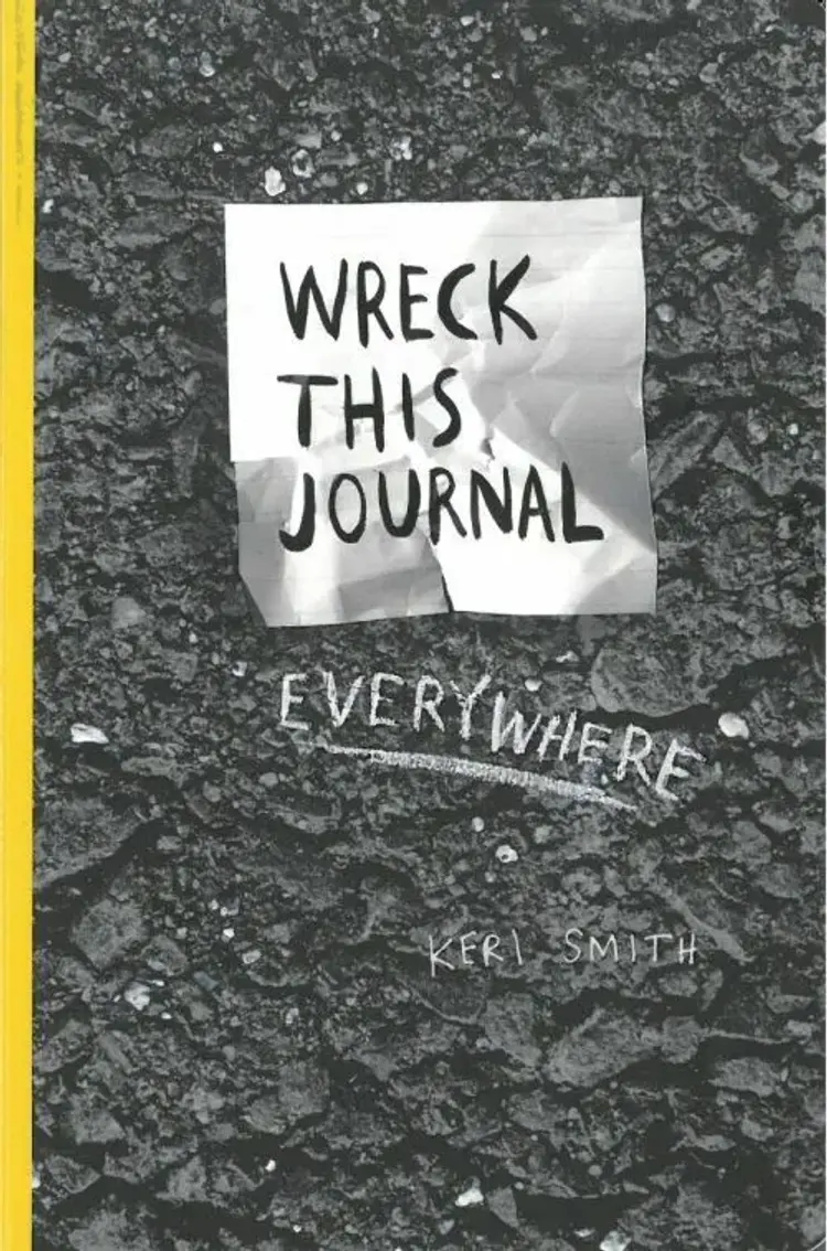 Wreck this Journal Everwhere af Keri Smith