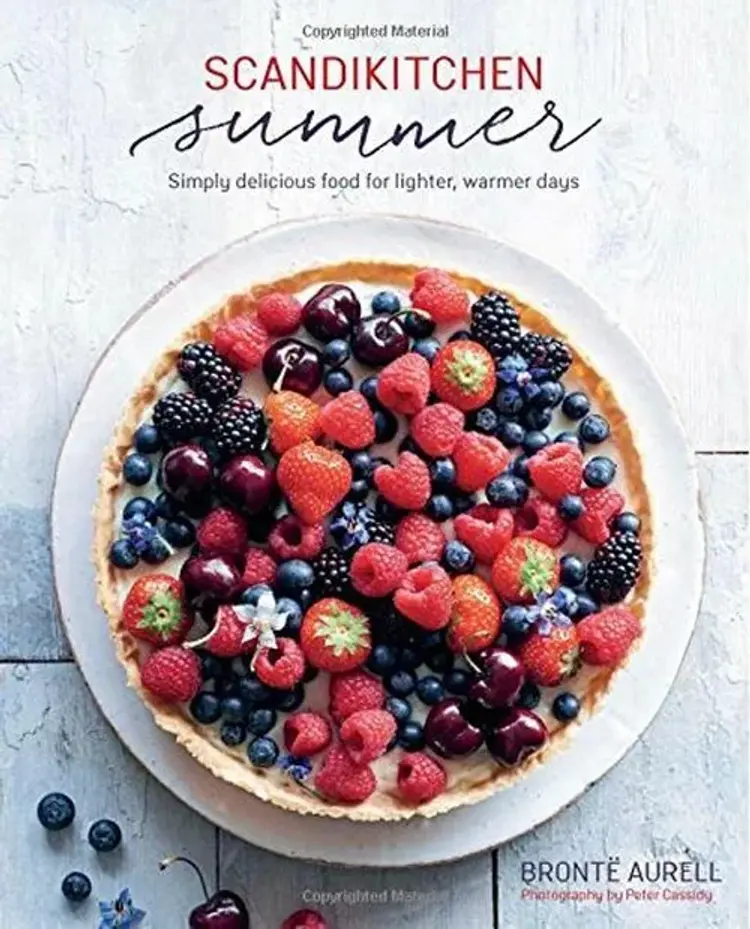 ScandiKitchen Summer: Simply Delicious Food for Lighter, Warmer Days af Bronte Aurell