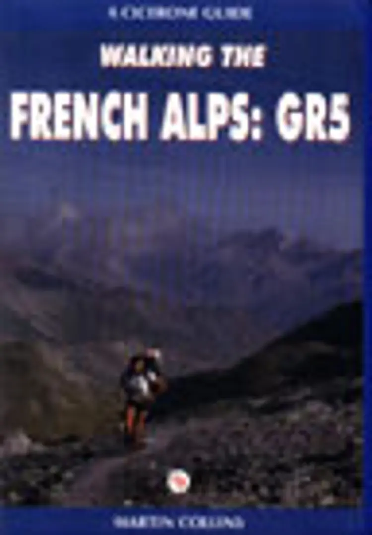 Walking the french alps: gr5 af Martin collins